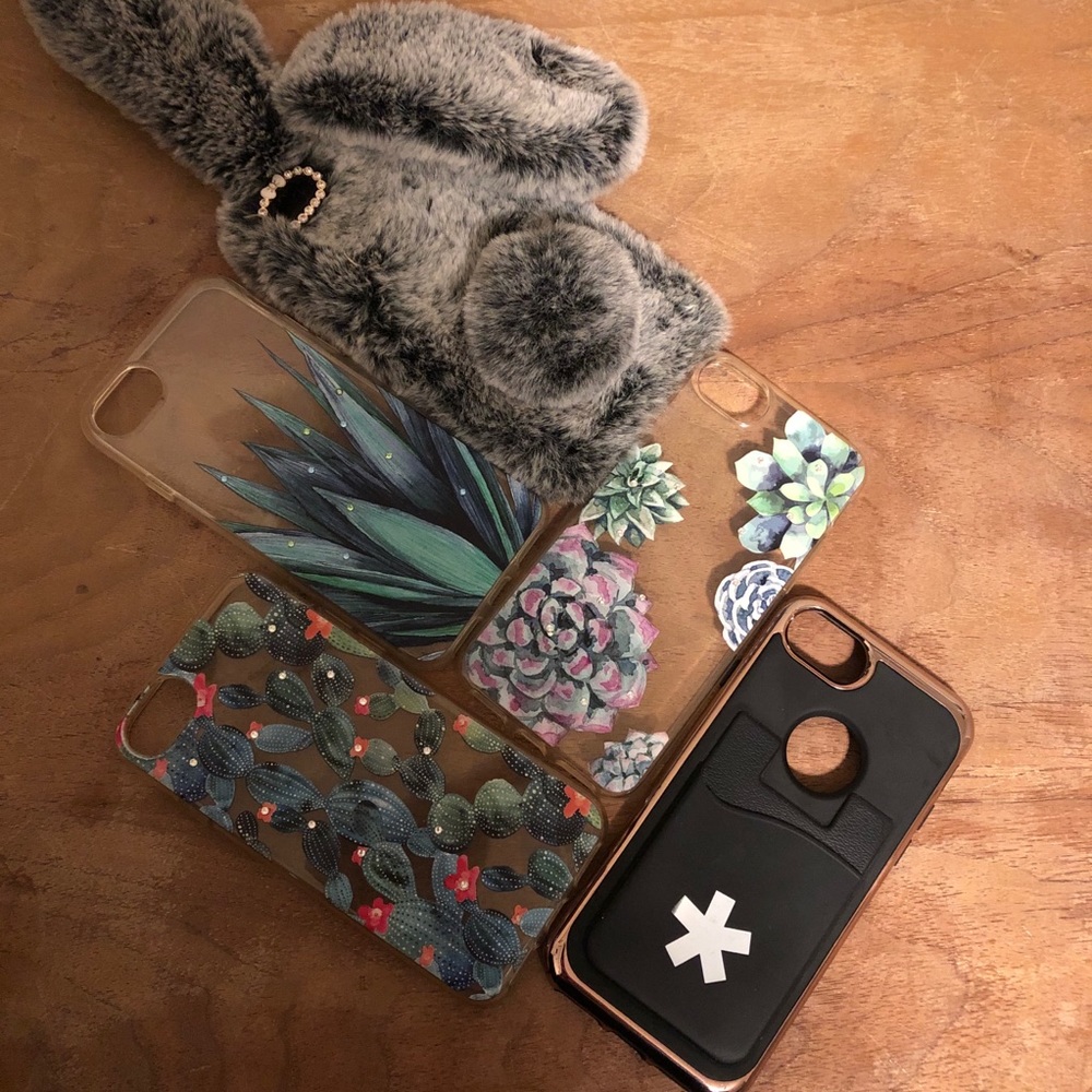 Pack of 4 ✨Iphone 6 cases ✨